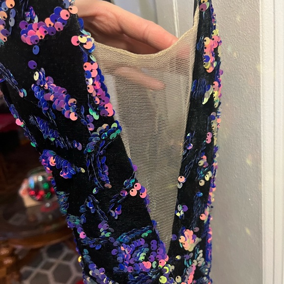 Elegant Sequin Prom Dress - Multicolor - Picture 3 of 9